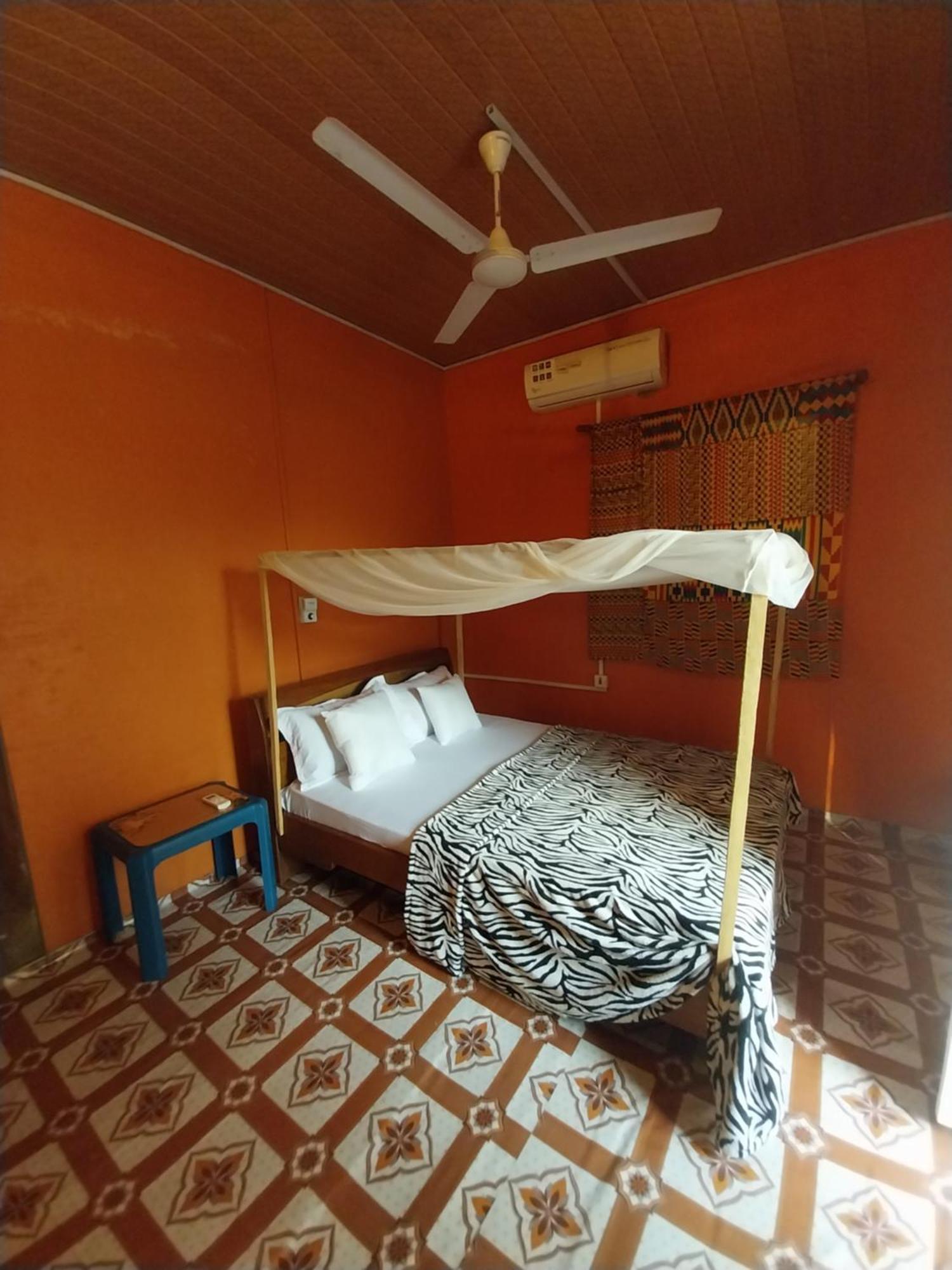 Orange Beach Resort Cape Coast Extérieur photo